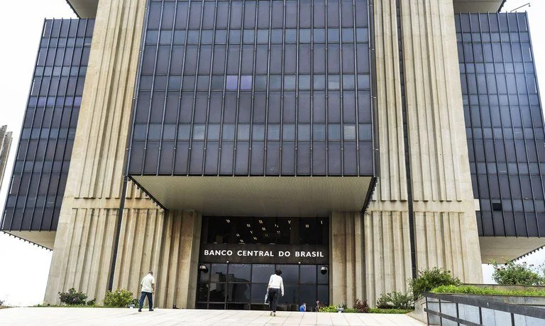 Regras do Banco Central para Cripto: o que muda no roadmap de produtos